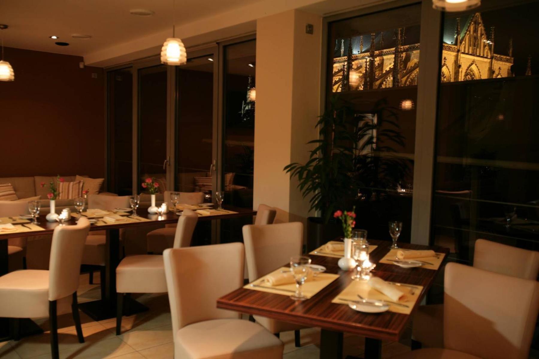 Penzion A Restaurant Barbora Kutná Hora Kültér fotó